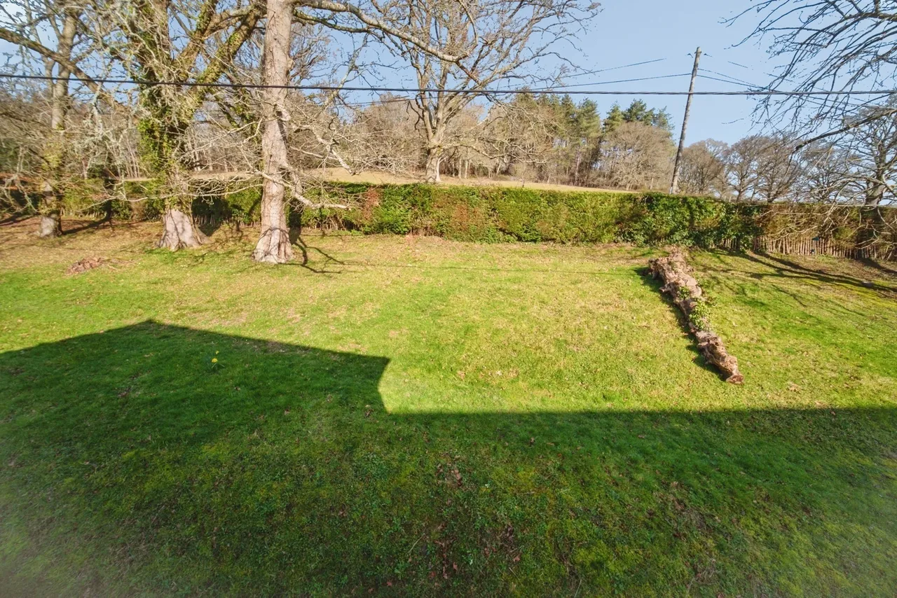 Old Lane, Dockenfield, GU10, photo 12