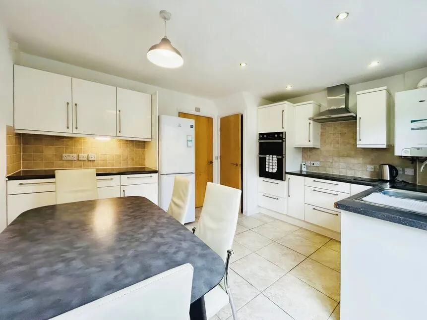 Bandy Fields Place, Salford, Greater Manchester, M7, photo 7