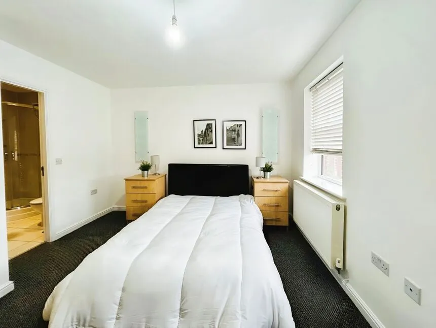 Bandy Fields Place, Salford, Greater Manchester, M7, photo 4