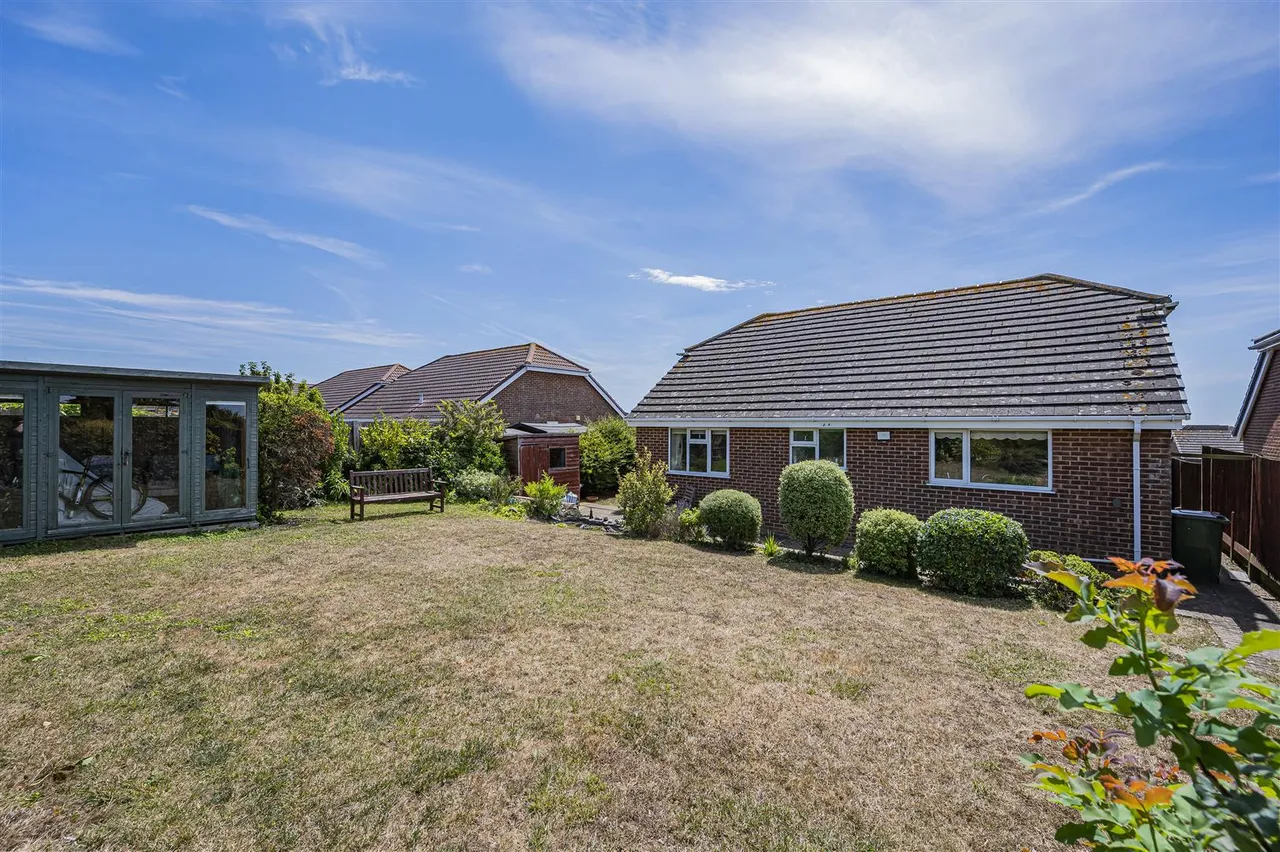 Clementine Avenue, Seaford, photo 14