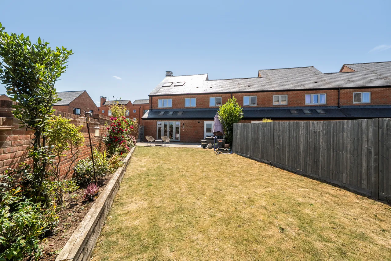 Wakelin Gardens, Winchester, SO22, photo 5