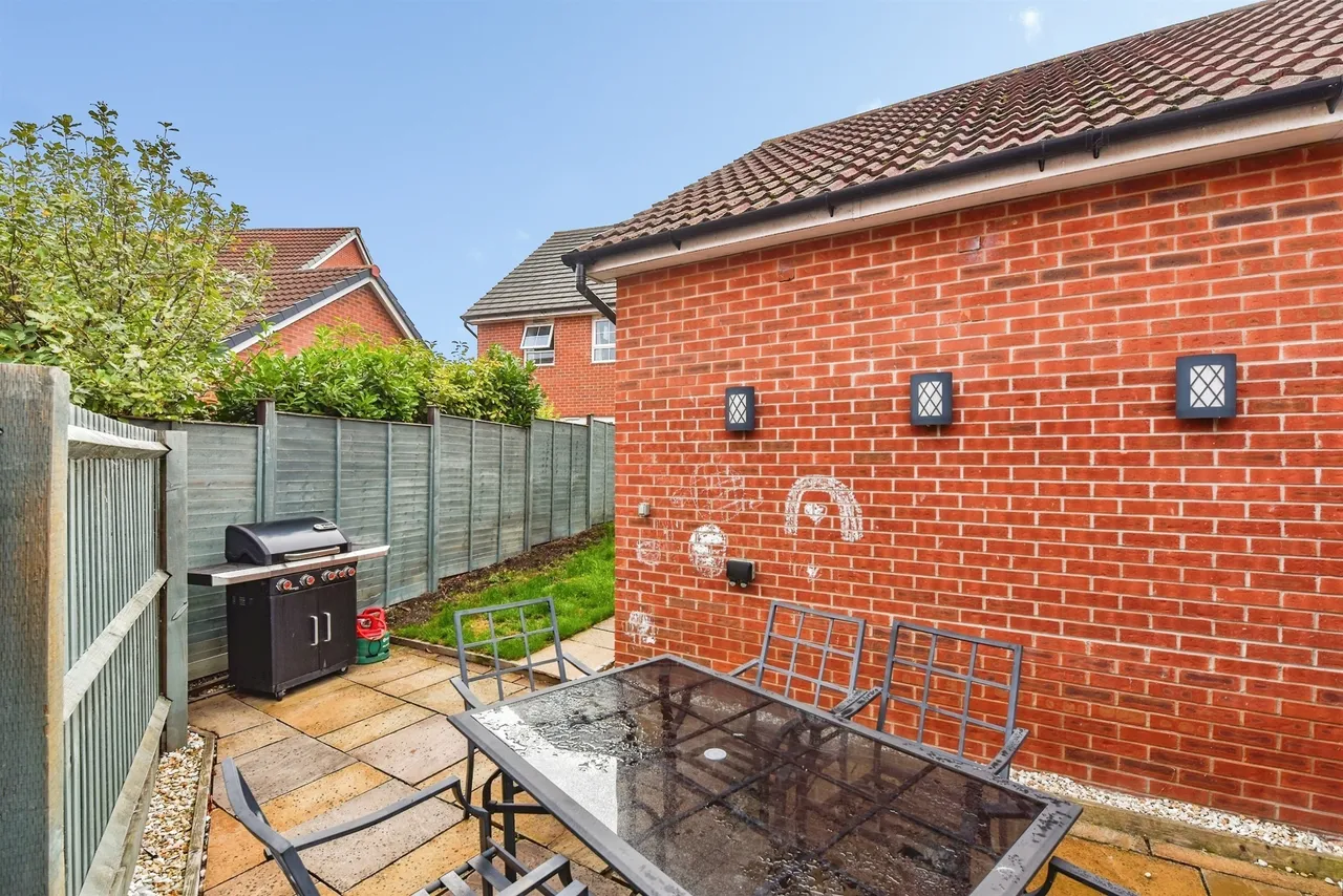 Berengaria Close, Westbury, BA13, photo 11