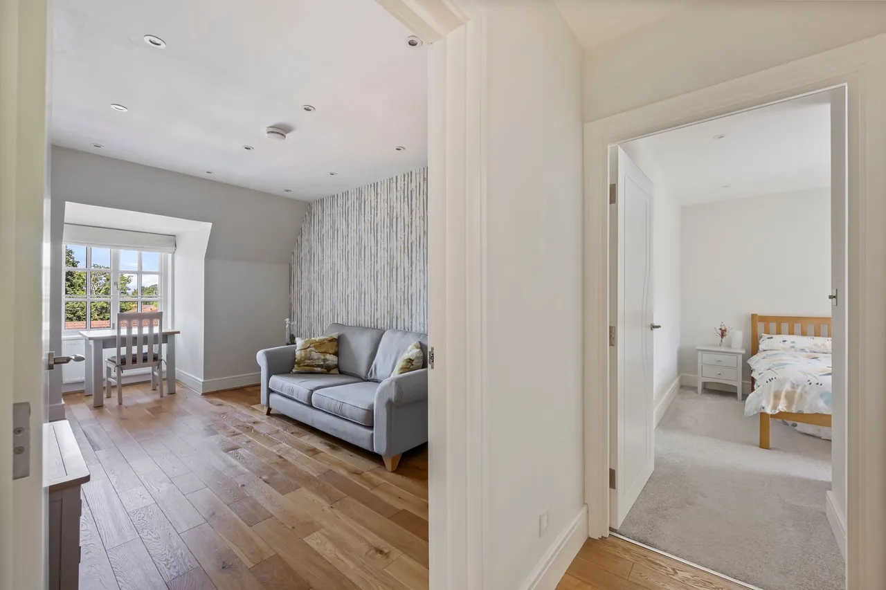 Syresham Gardens, The Priory Syresham Gardens, RH16, photo 6