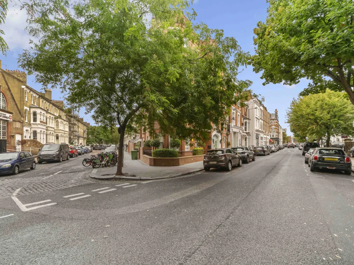 Blythe Road, London, W14, photo 11