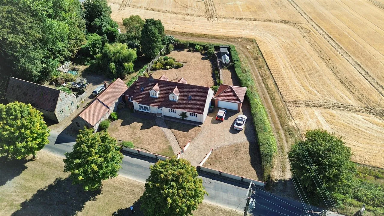 Church Road, West Beckham, NR25, photo 21