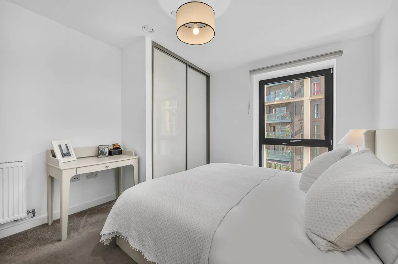 Osiers Road, London, SW18, photo 9