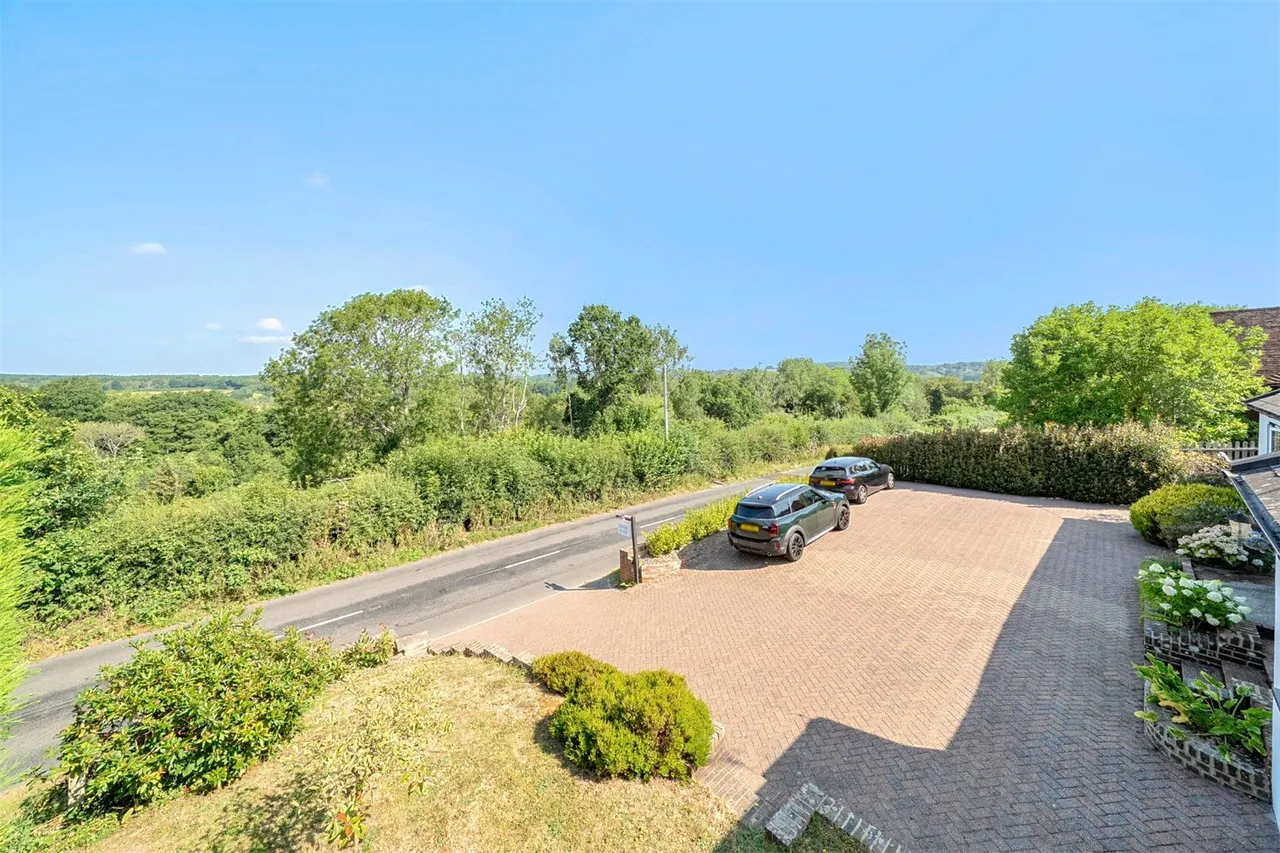 Whatlington Road, Battle, TN33, photo 12