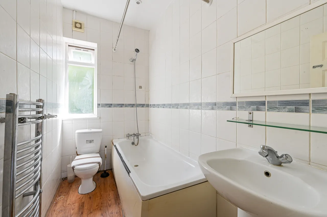 Flat 4, 86 Addiscombe Road, Croydon, photo 4