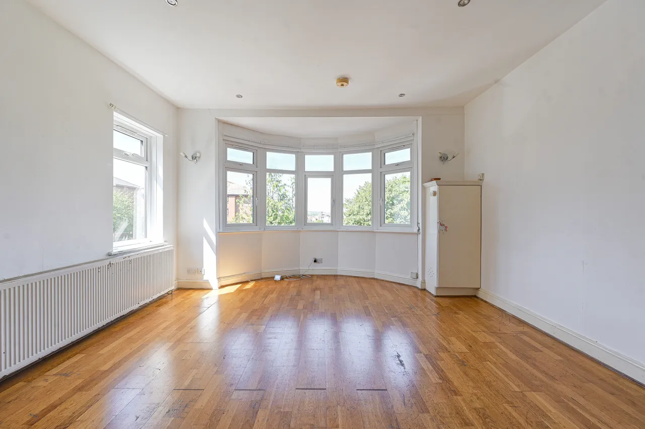 Flat 4, 86 Addiscombe Road, Croydon, photo 2