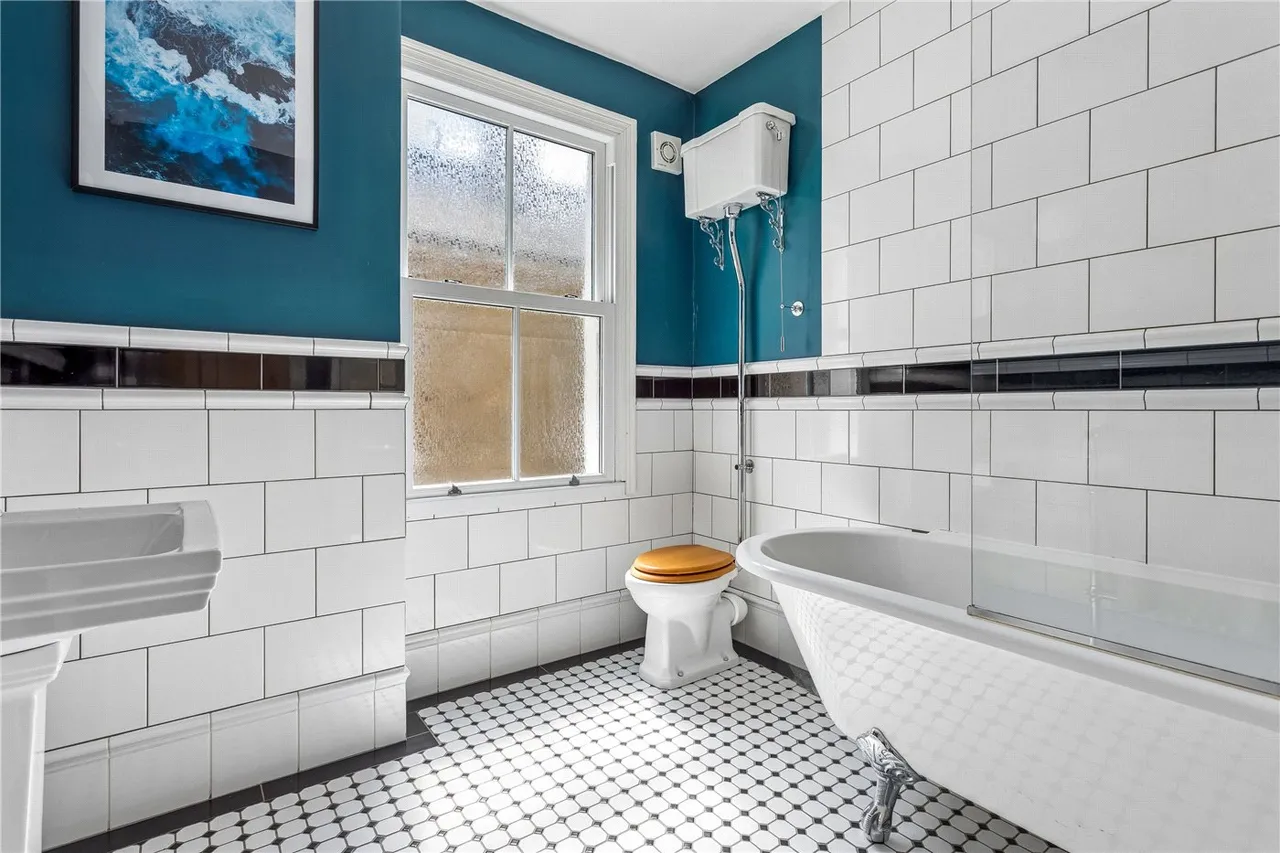 Avarn Road, London, SW17, photo 6