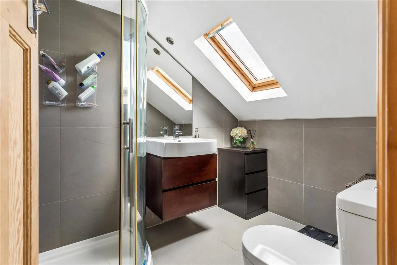 Avarn Road, London, SW17, photo 11