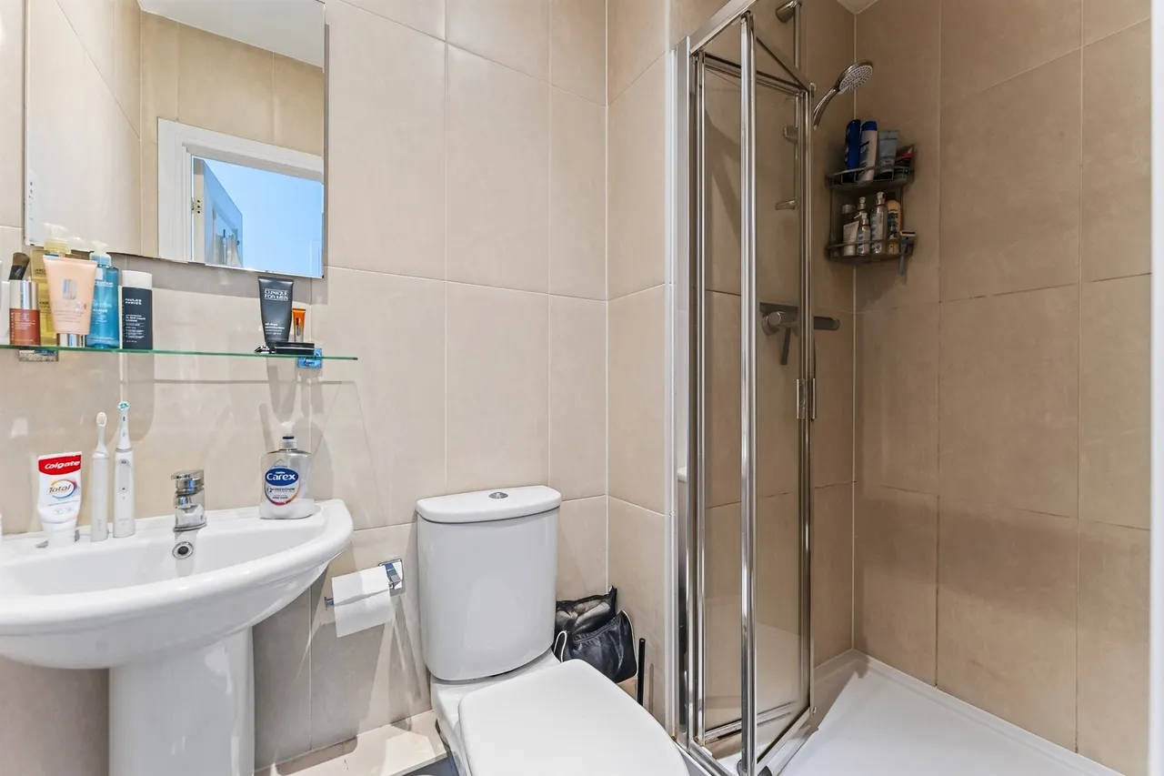 Schoolgate Drive, Morden, SM4, photo 13