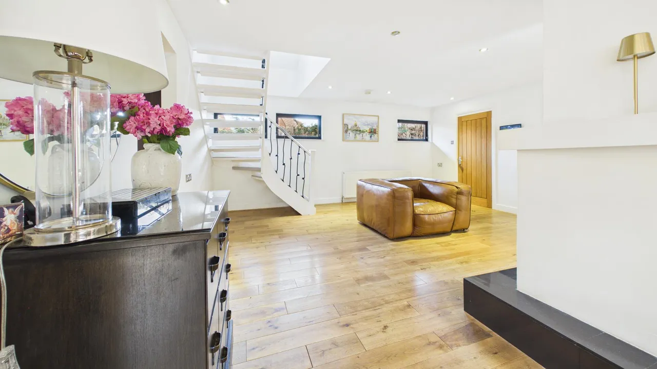 The Green, Werrington, photo 8