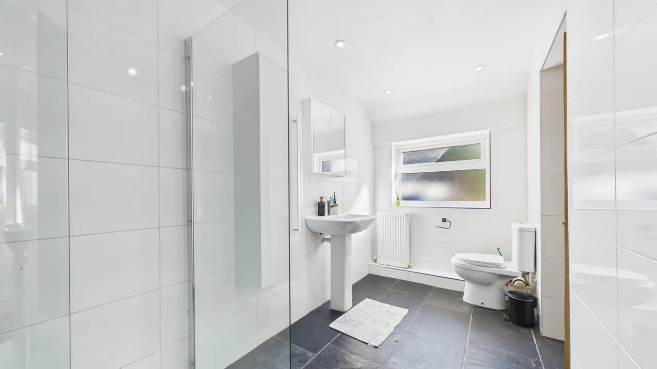 The Green, Werrington, photo 31