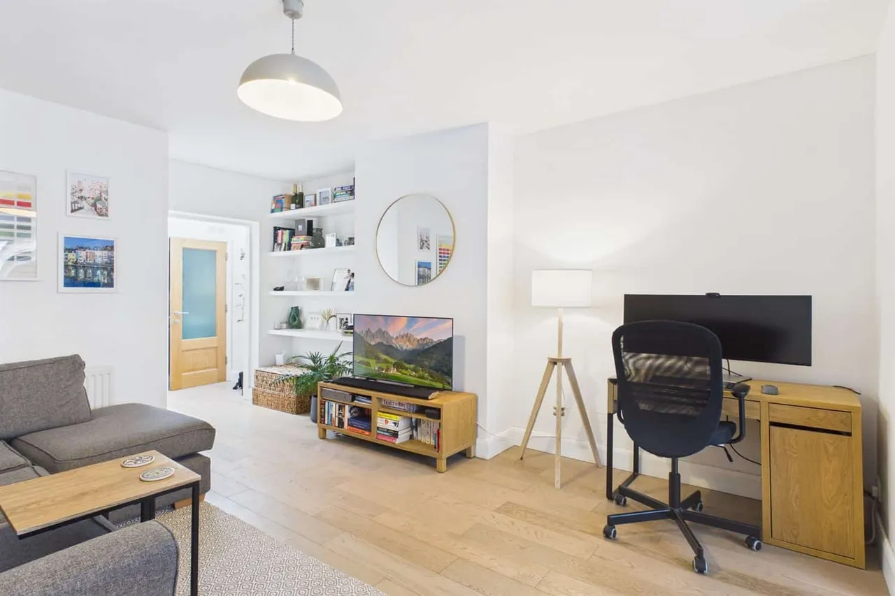 1 bed flat for sale — 23 Palestine Grove, London, Greater London, SW19 2QN