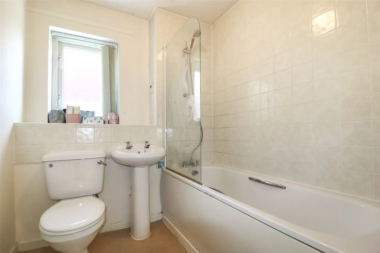 Laverstoke Close, Fleet, Hampshire, GU51 1HD, photo 9