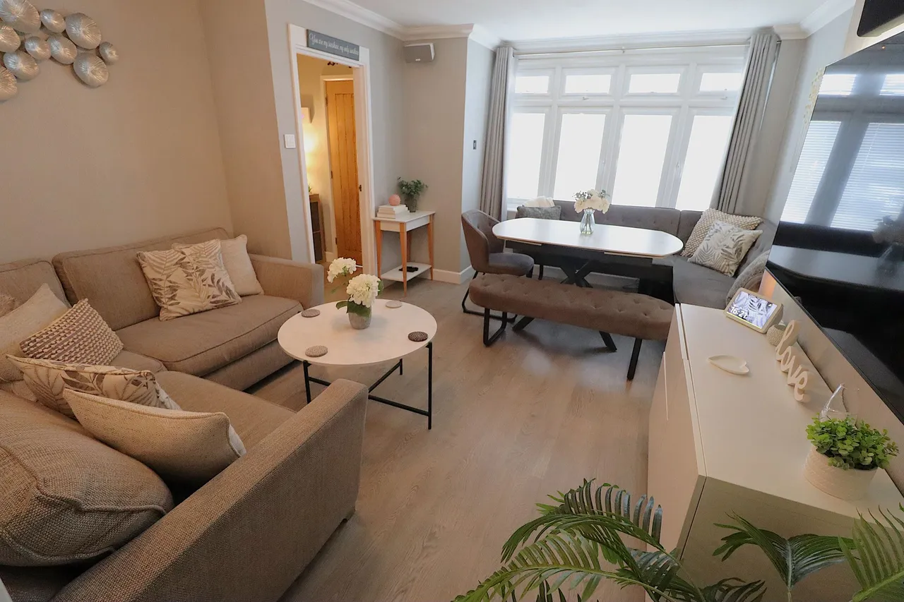 Windsor Way, Rayleigh, Essex, SS6 8PF, photo 4