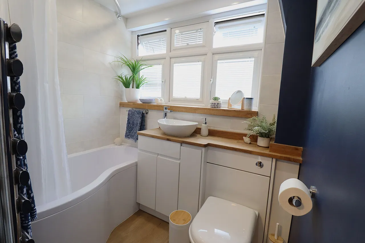 Windsor Way, Rayleigh, Essex, SS6 8PF, photo 6