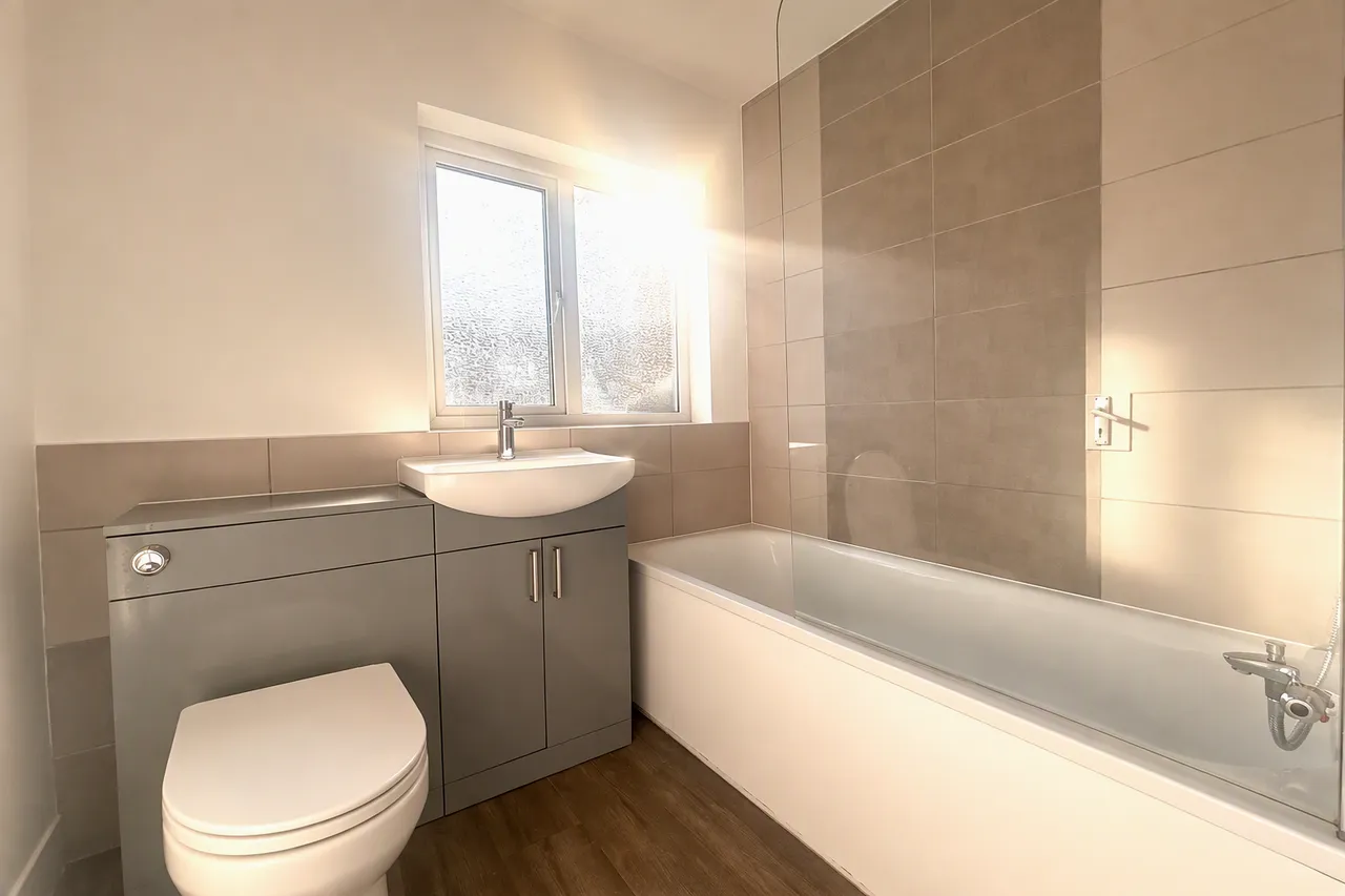James Street, Sheerness, ME12, photo 6