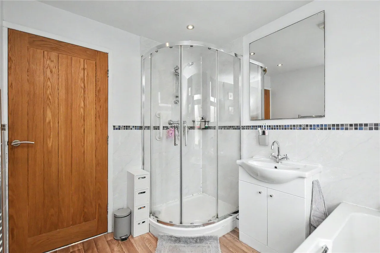 Granville Terrace, Yeadon, LS19, photo 11