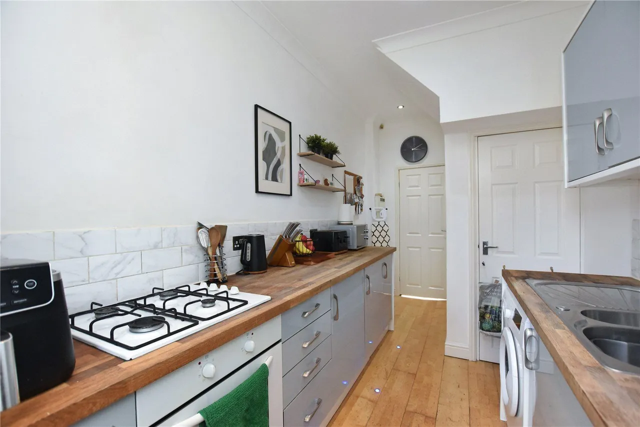 Granville Terrace, Yeadon, LS19, photo 3