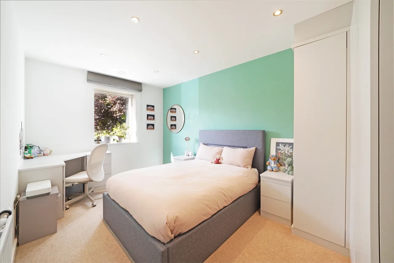 Reservoir Way, NW10, photo 11