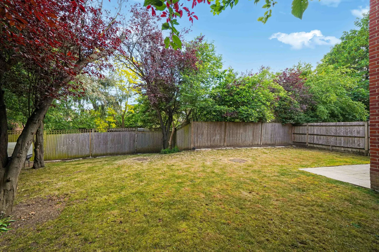 Reservoir Way, NW10, photo 15