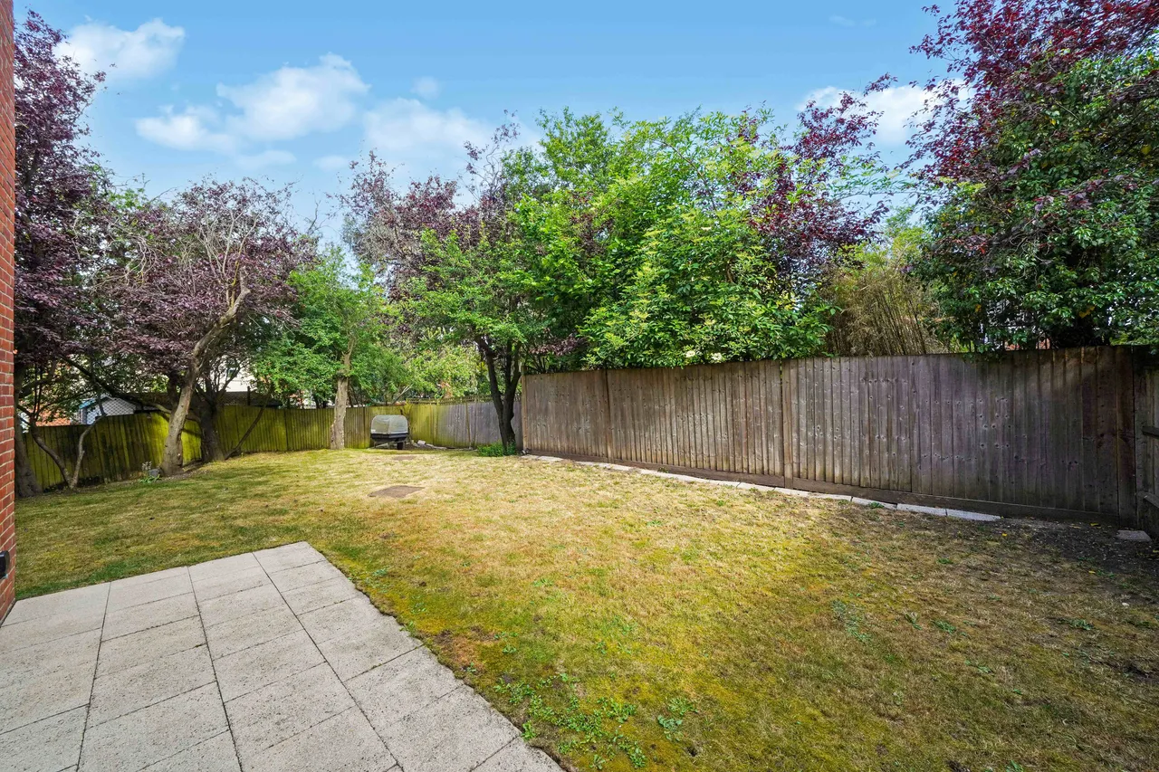 Reservoir Way, NW10, photo 12
