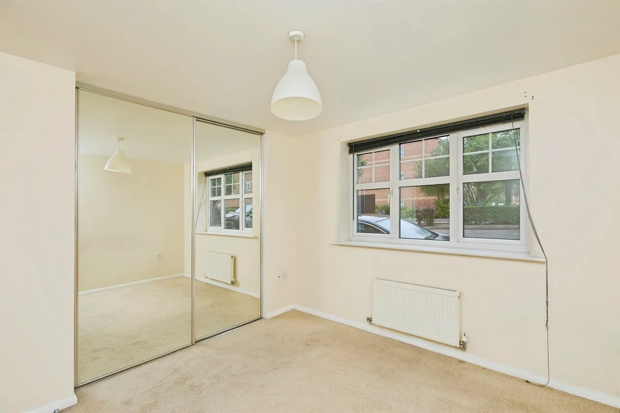 Black Eagle Court, Burton-On-Trent, DE14, photo 15
