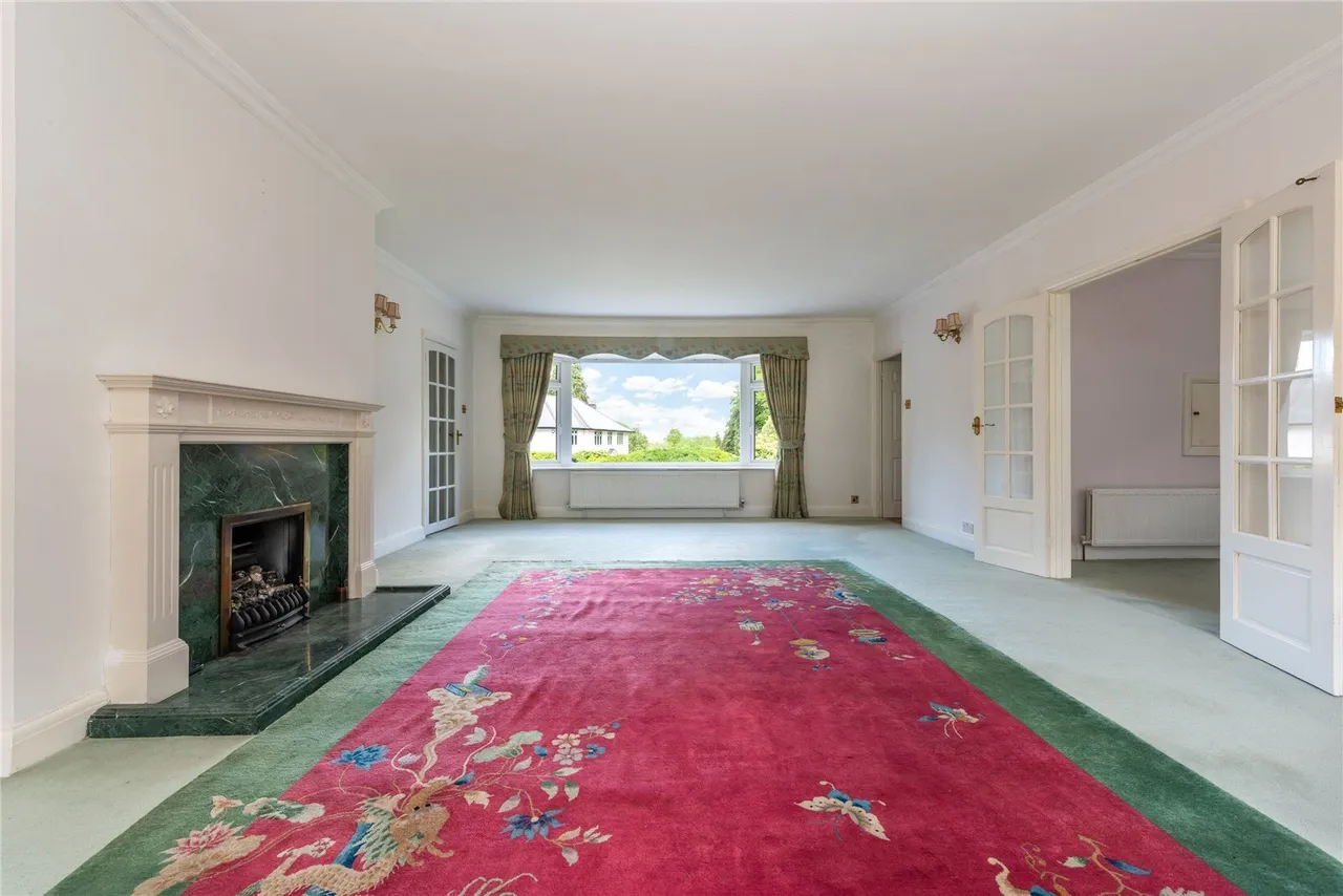 Broomfield Park, Westcott, RH4, photo 3