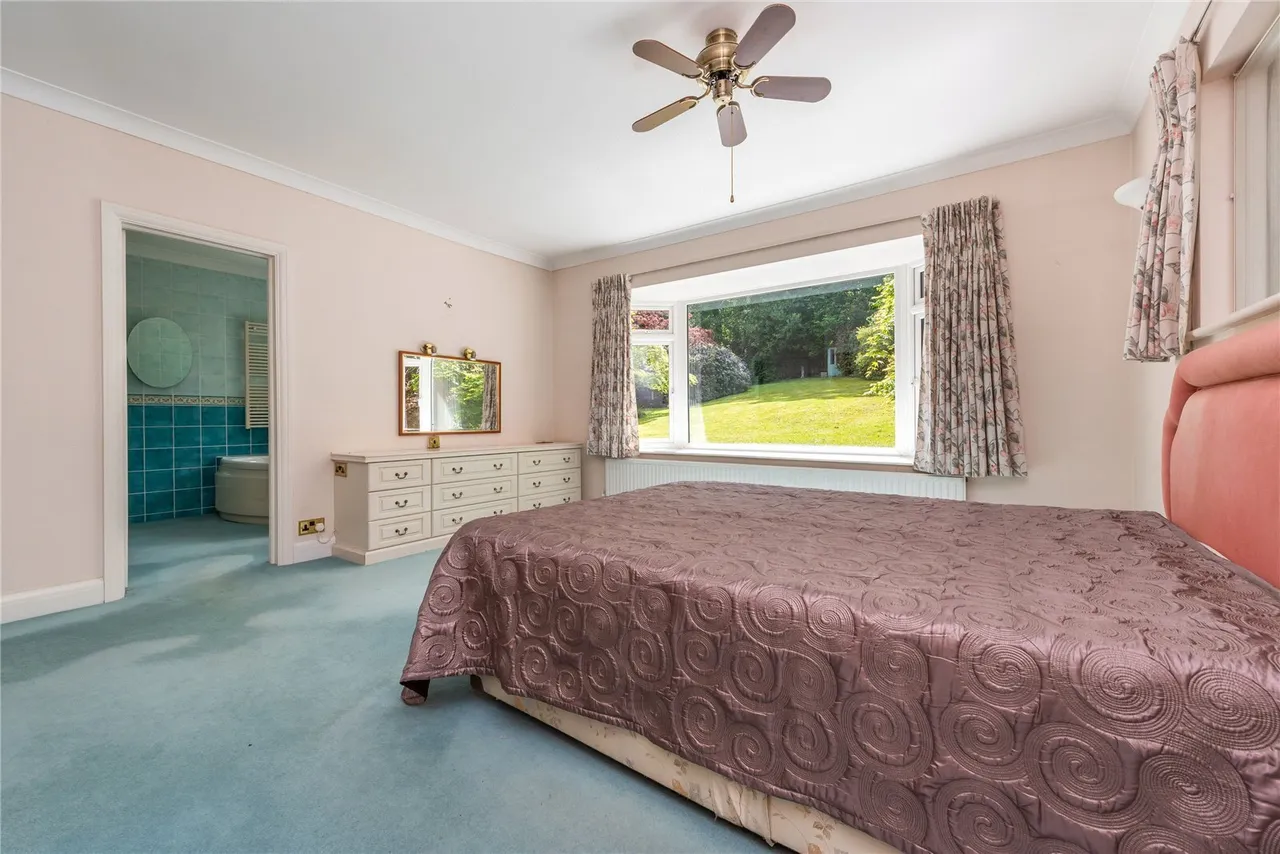 Broomfield Park, Westcott, RH4, photo 10