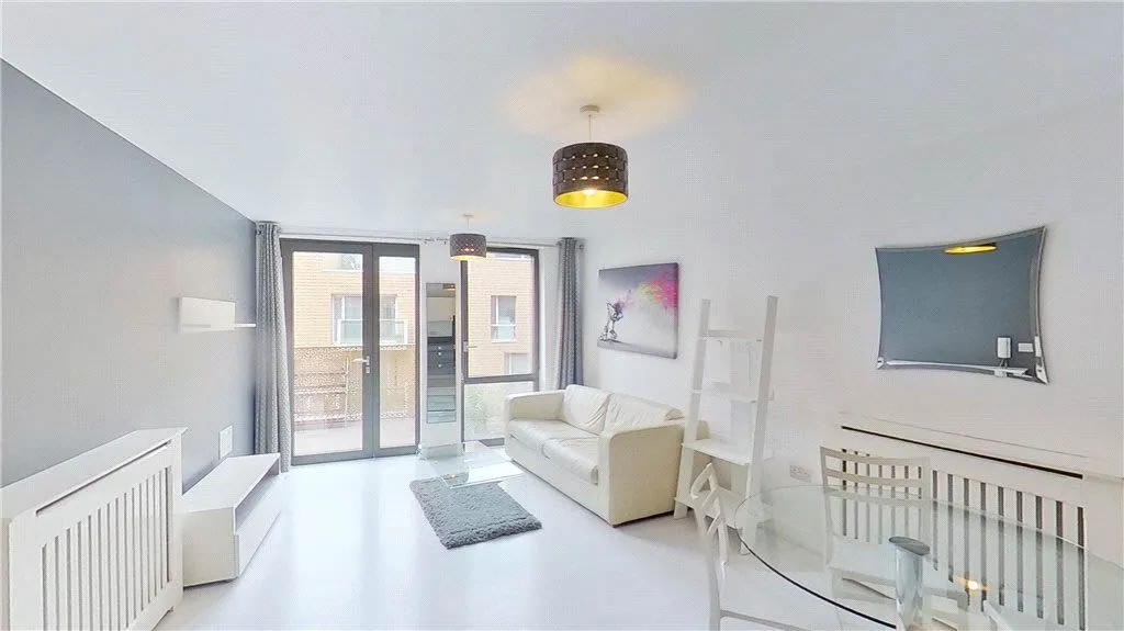 2 bed flat to rent — Flat 26, 17 Nelson Walk, London