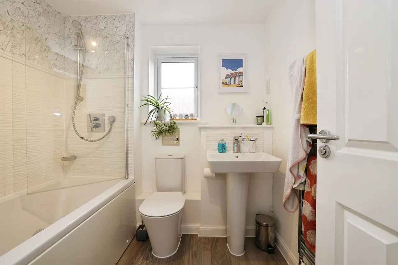 Duckett Road, Amesbury, SP4, photo 11