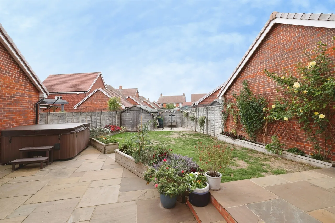 Duckett Road, Amesbury, SP4, photo 18