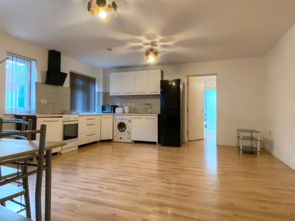 1 bed flat to rent, Wellington Street, Luton, LU1