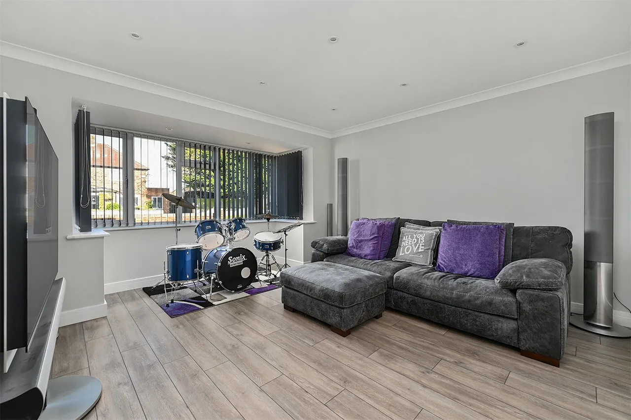 Ashdene Road, Ash, Guildford, Surrey, GU12 6TB, photo 7