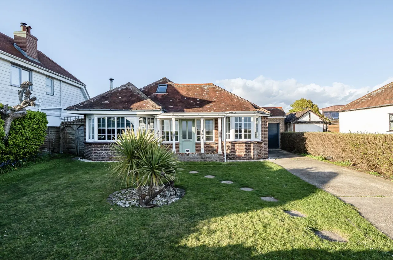 James Street, Selsey, PO20, photo 20