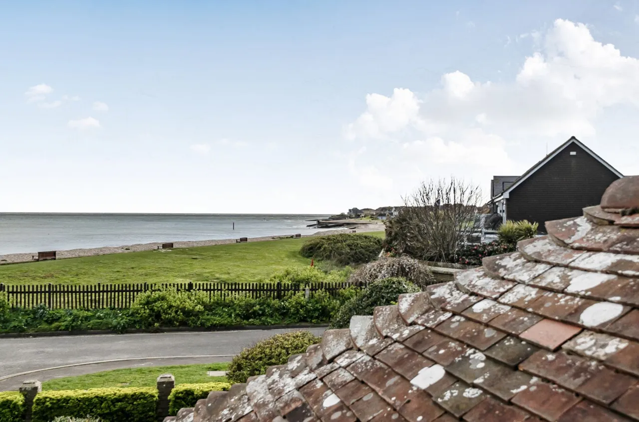 James Street, Selsey, PO20, photo 19