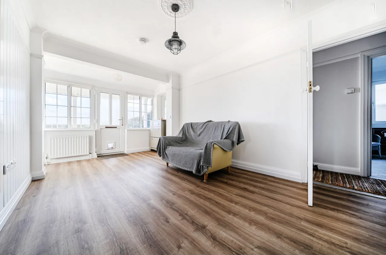 James Street, Selsey, PO20, photo 9