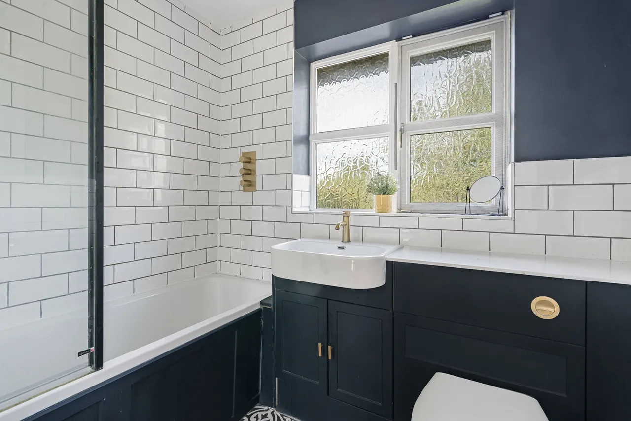 Ashwin Close, Brackley, NN13, photo 8