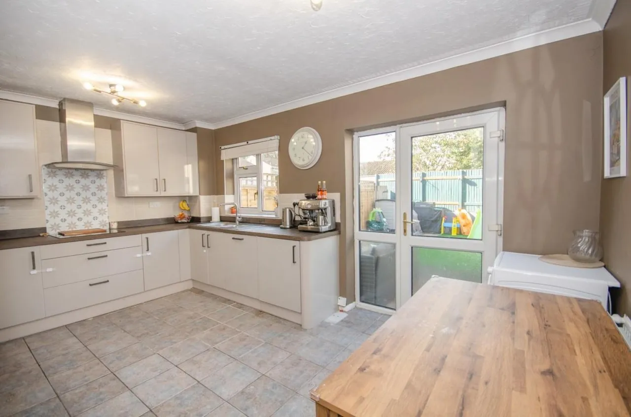 Beaver Close, Winterbourne, BS36, photo 6