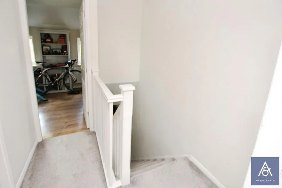 Castle Mount, Brackley, NN13, photo 9