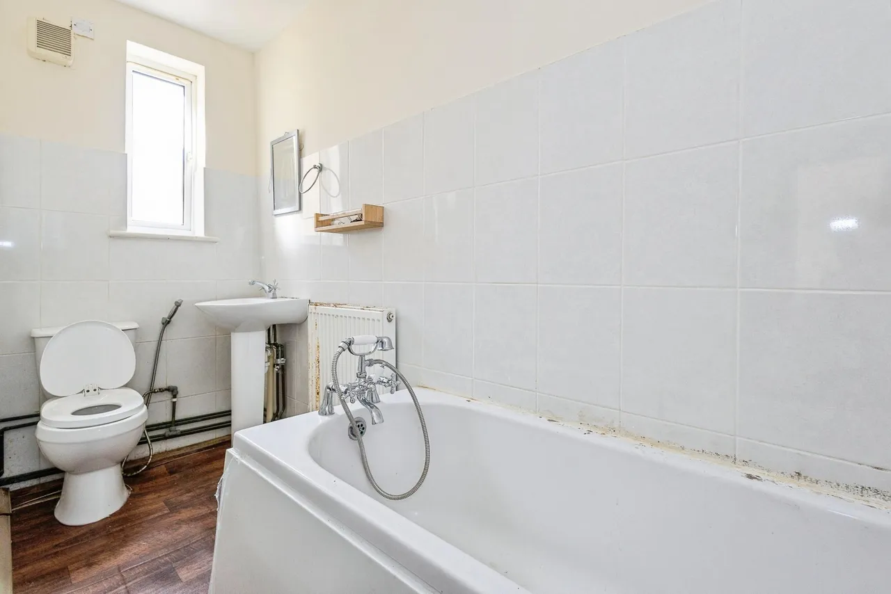 Highland Road, Southsea, PO4, photo 12