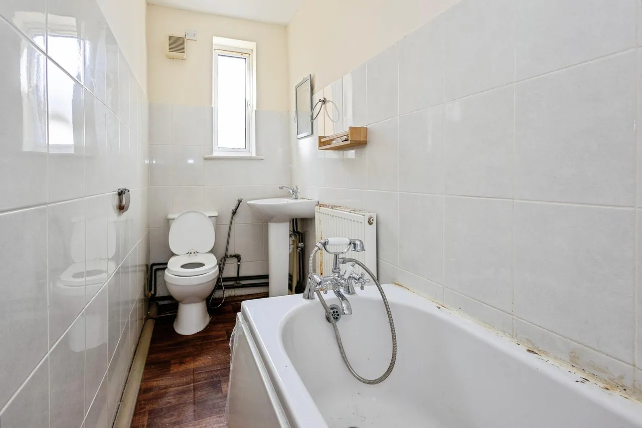 Highland Road, Southsea, PO4, photo 13