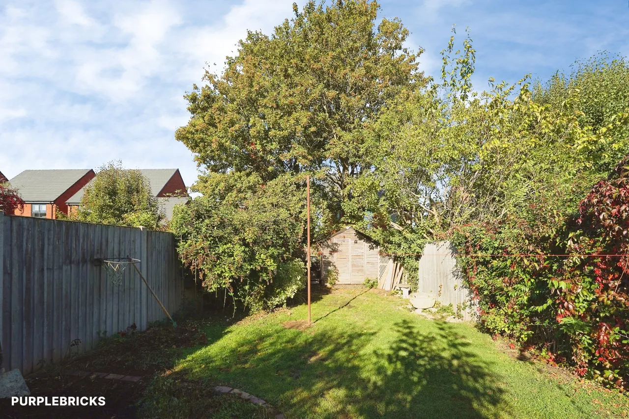 Paygrove Lane, Gloucester, GL2, photo 18