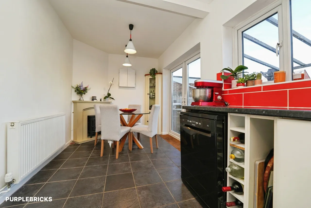 Paygrove Lane, Gloucester, GL2, photo 8
