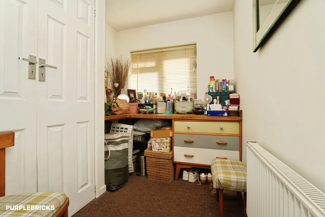 Paygrove Lane, Gloucester, GL2, photo 10