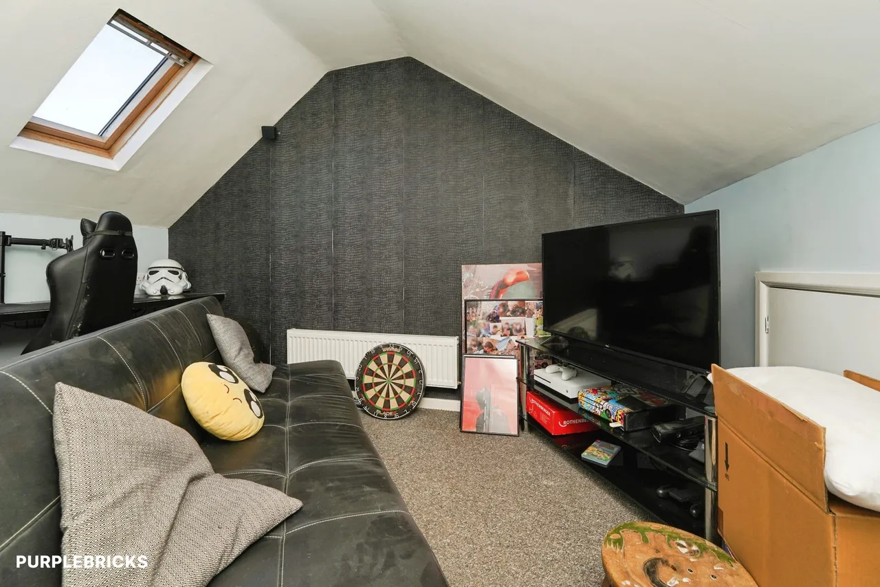 Paygrove Lane, Gloucester, GL2, photo 15