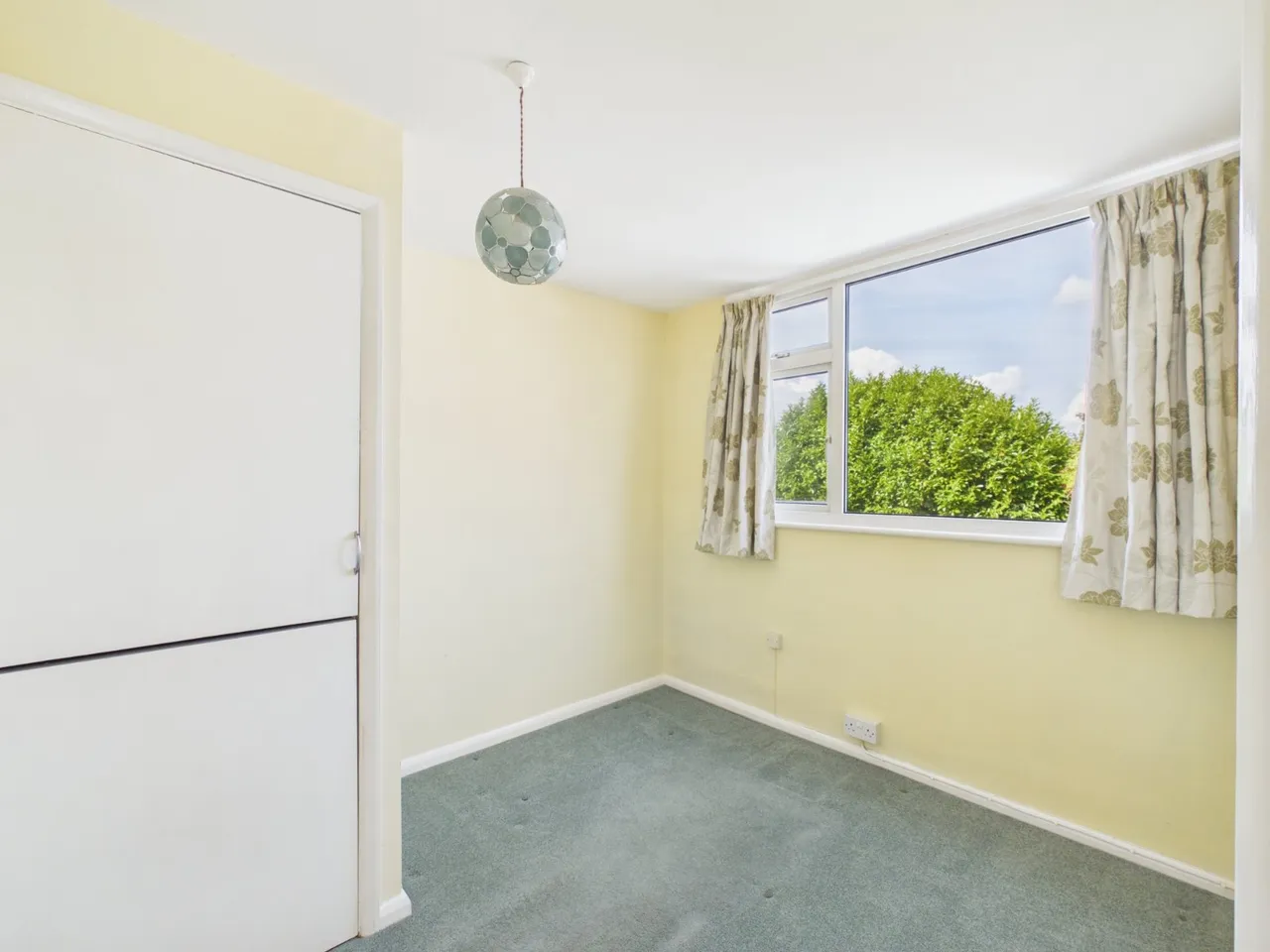 The Glade, Staines-upon-Thames, TW18, photo 8