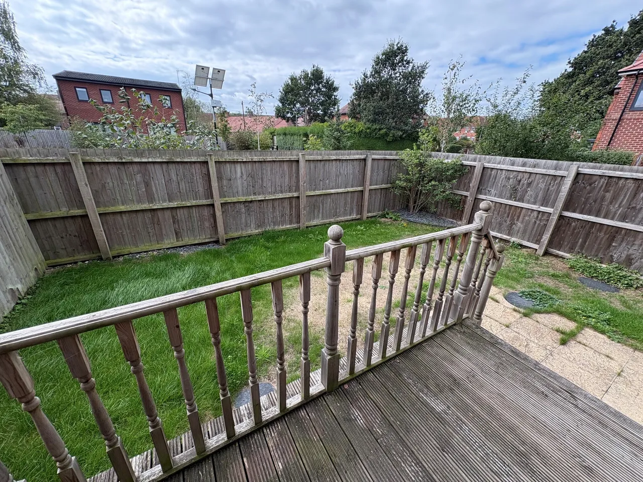 Redwood Crescent, Beeston, NG9, photo 12